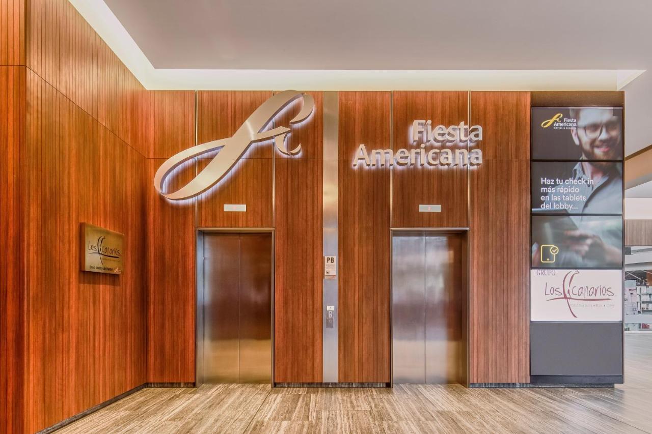 Fiesta Americana Viaducto Aeropuerto Mexiko-Stadt Exterior foto Elevators at the hotel