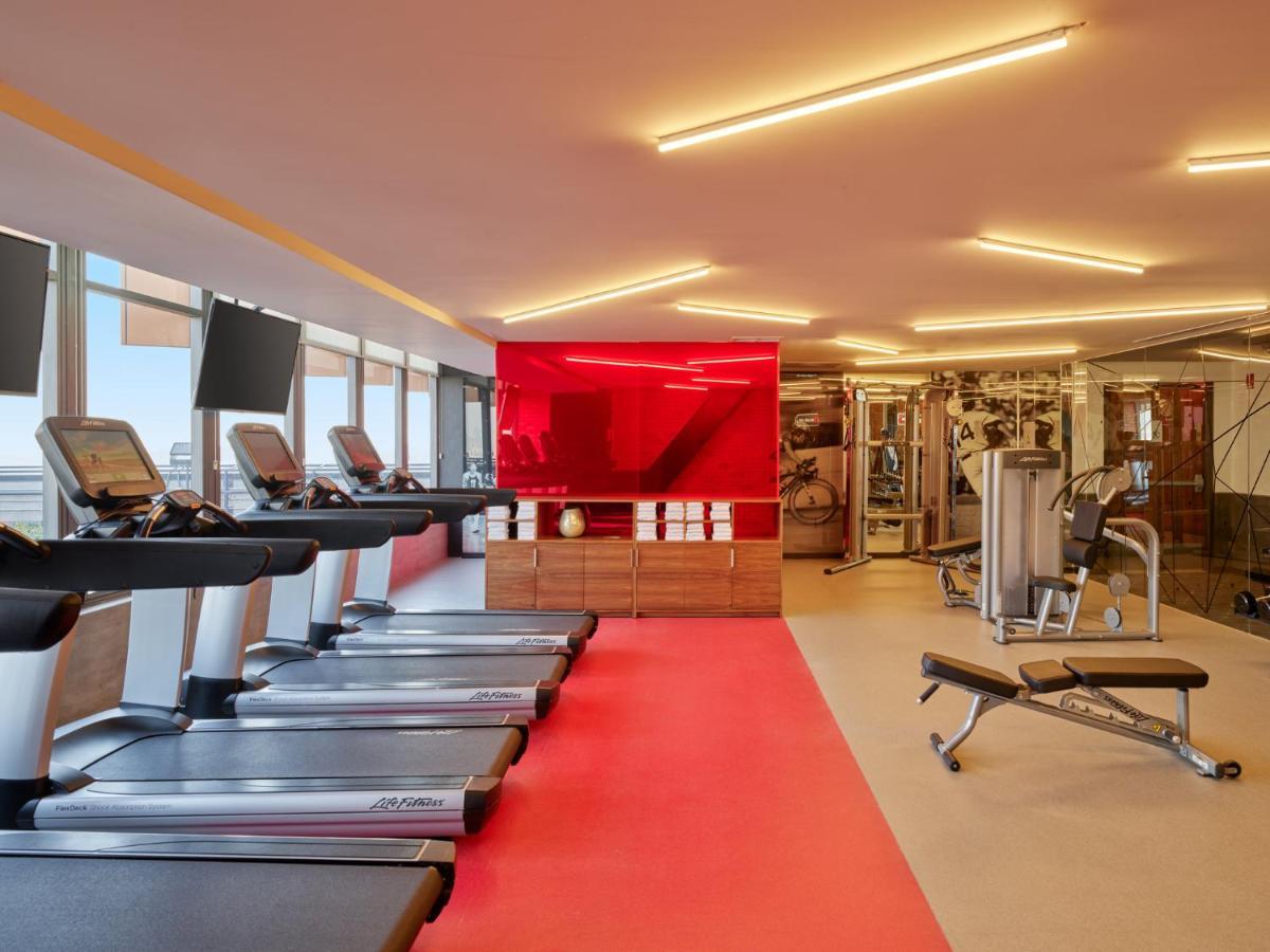 Fiesta Americana Viaducto Aeropuerto Mexiko-Stadt Exterior foto The gym at the hotel