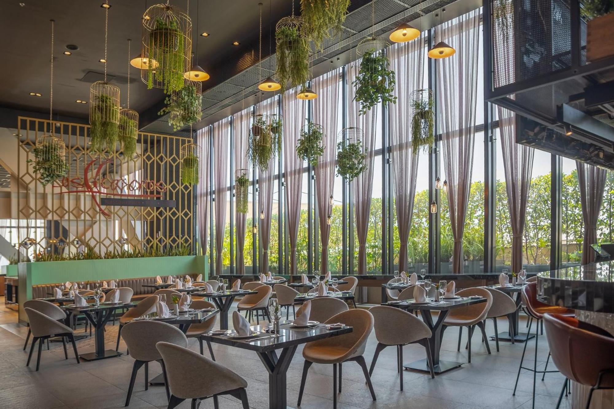 Fiesta Americana Viaducto Aeropuerto Mexiko-Stadt Exterior foto Restaurant interior