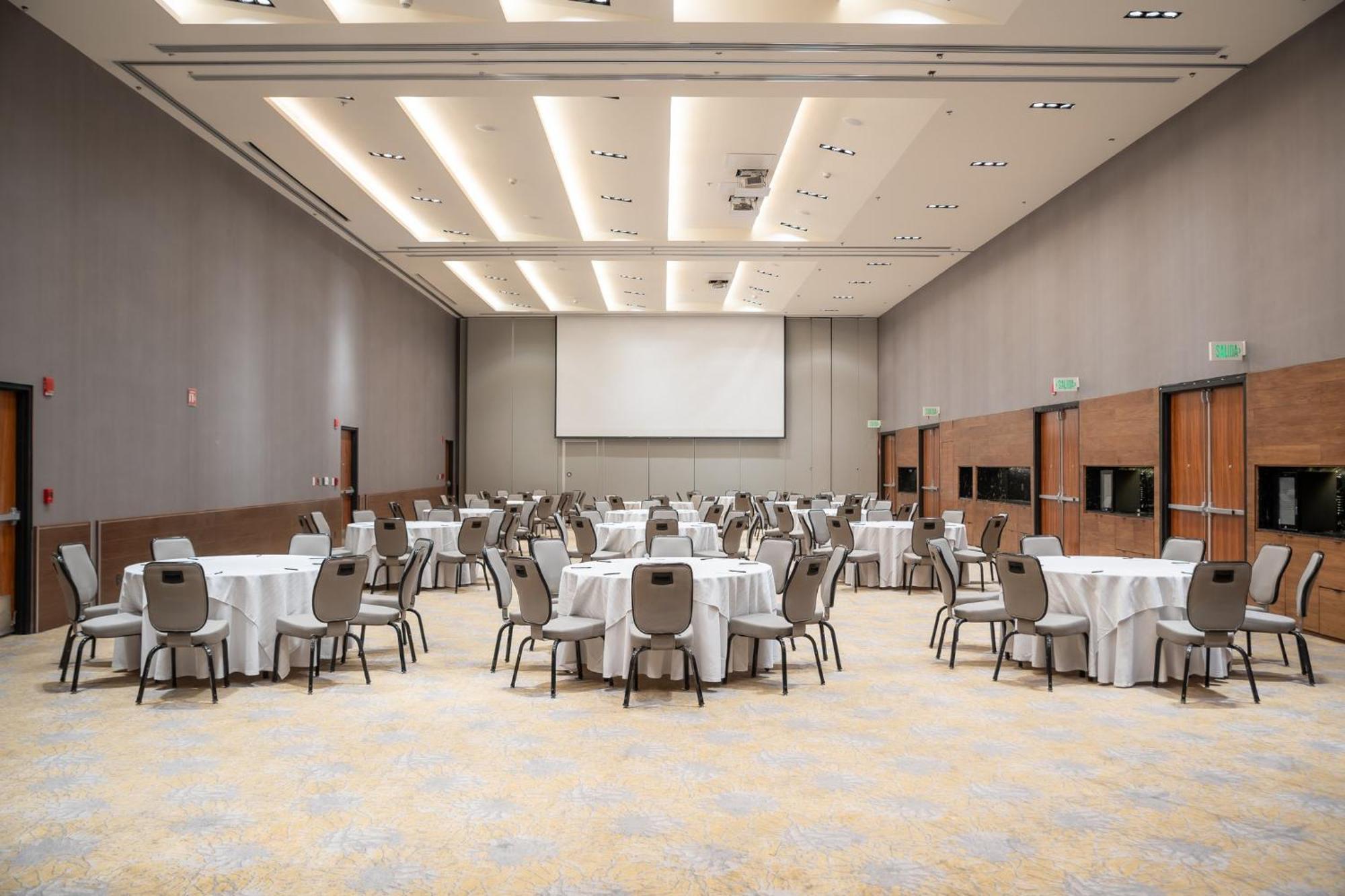 Fiesta Americana Viaducto Aeropuerto Mexiko-Stadt Exterior foto The ballroom at the hotel