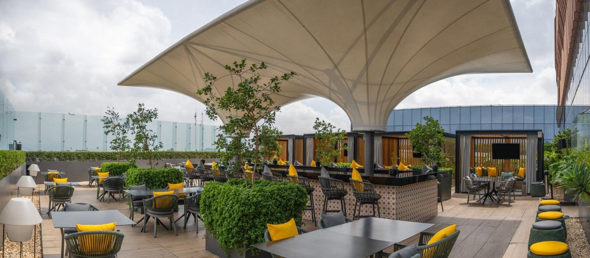 Fiesta Americana Viaducto Aeropuerto Mexiko-Stadt Exterior foto The Sky Bar